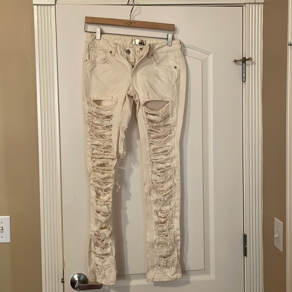 Distressed Jeans